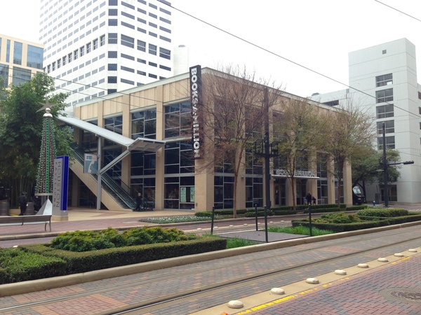 Books-A-Million, bookstore, closing, December 2012