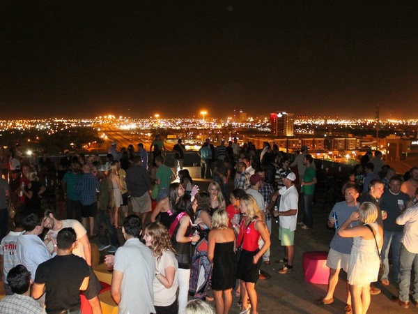 Lubbock, The Roof, bar