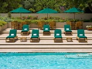 News_Hotel pools_The St. Regis Houston_chairs