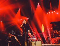 Caitlin M. Ryan: Frenchmen Phoenix masterfully control their ACL taping with tempo, emotion and showmanship