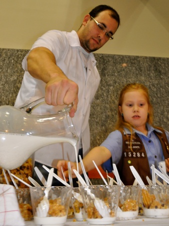 News_Girl Scouts_Dessert Gallery