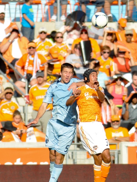 Dynamo KC header battle