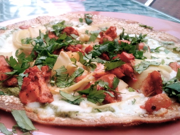 bombay pizza gateway of india
