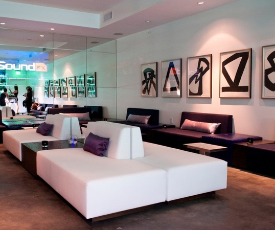 Hudson Lounge