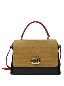 News_Fab Find_Bag Snob_DKNY_Treasure