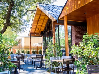 Houston, hunky dory restaurant, october 2015, patio
