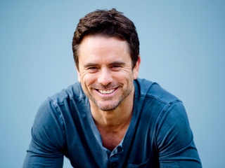 Charles Esten