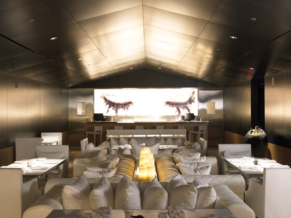 News_Katsuya_restaurant_Brentwood location in LA_Dragon Lounge