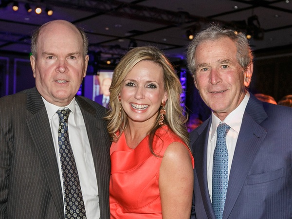 Rev. Mark Craig, April Box Chamberlain, President George W. Bush Photo by Scott Hagar