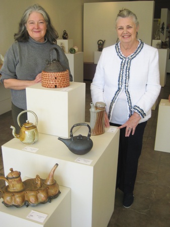 News_18 Hands Gallery_Karen Cruce_Janis Ross