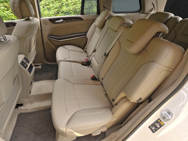 coty 2012 runner up Mercedes Benz GL350 BlueTEC