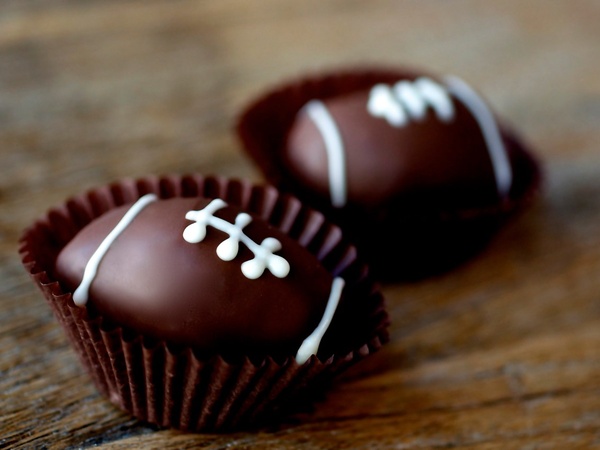 Ooh La La, cupcakes, truffles, football, January 2013