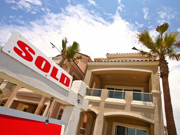 sold, house for sale, palm trees, December 2012