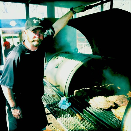 Austin Photo Set: News_Adam Sparks_John Mueller BBQ_jan 2012_john2