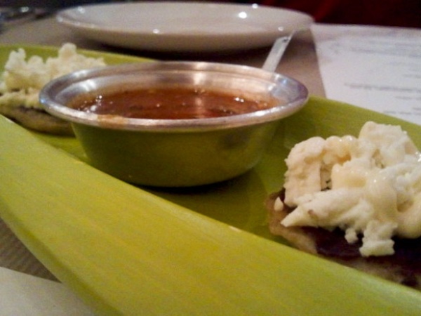 Cuchara, food, sauce