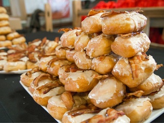 Hypnotic Donuts at Meat Fight 2015