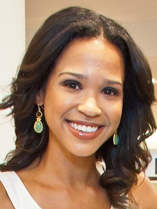 WOW, Tootsies, Mia Gradney, head shot
