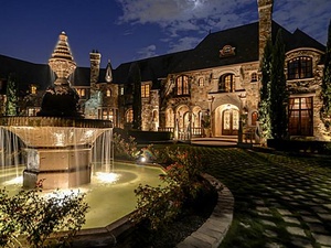 1808 Point De Vue Dr. in Flower Mound