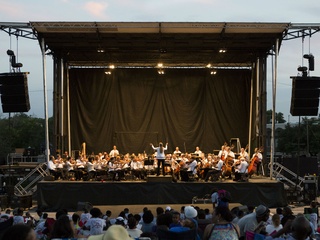 Dallas Symphony Orchestra presents 2017 Parks Concerts