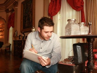 Sketching in the Galleries