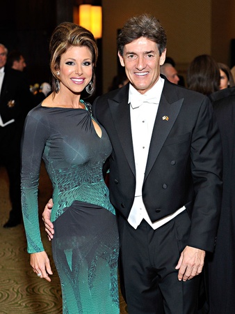 News_004_Consular Ball_November 2011_Dominique Sachse_Nick Florescu.jpg