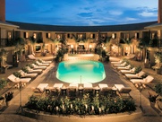 News_Hotel pools_Hotel ZaZa_Urban Oasis