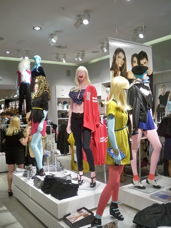 H&M