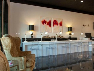 Retreat Nail Bar interior nail salon