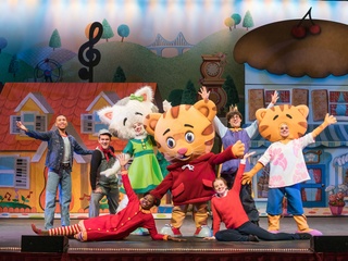 Long Center presents Daniel Tiger’s Neighborhood Live