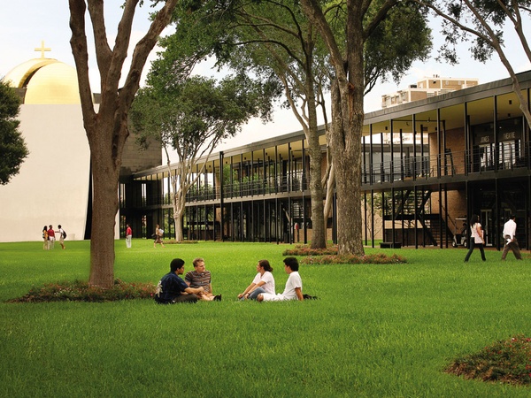 University of St. Thomas, academic mall, chapel
