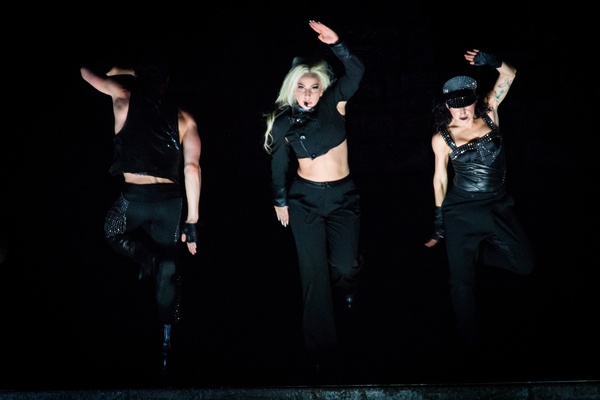 Lady Gaga, Scheiße, Manchester