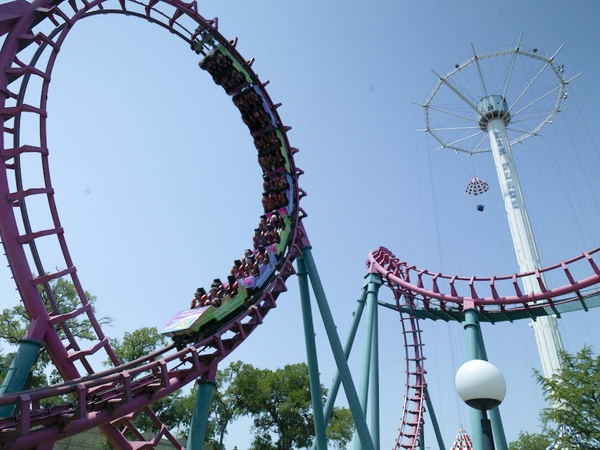 Six Flags