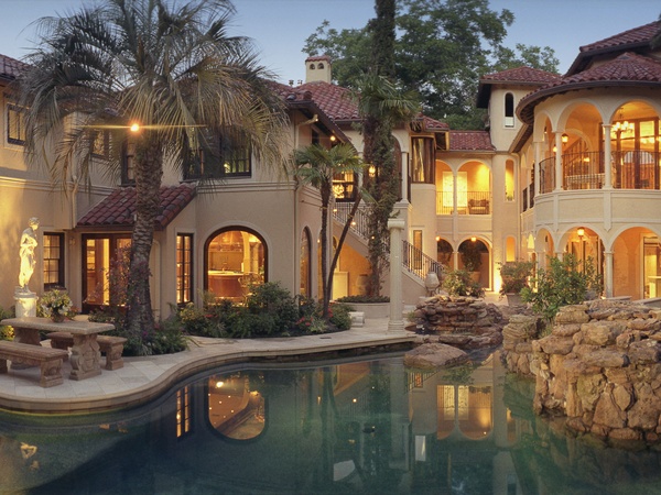 Shelby, On the Market, 1604 North Boulevard, June 2012, Pool