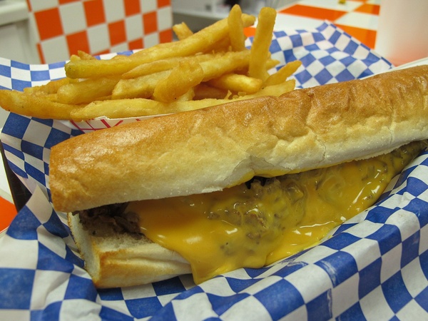 News_Ruthie_where to eat now_Pappa Genos_french fries