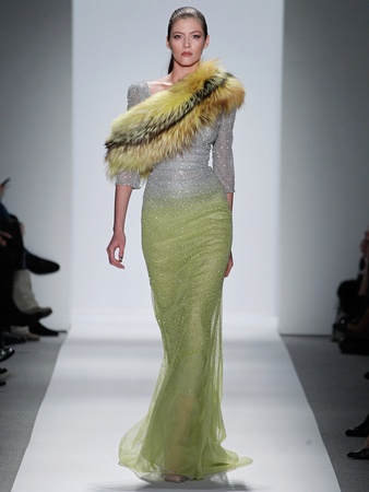 Fashion Week fall 2013, Dennis Basso, February 2013, boa