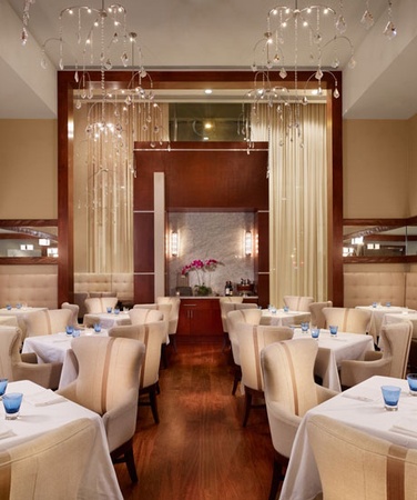 Austin Photo Set: News_Jessica dupuy_fine dining_jan 2012_congress dining room