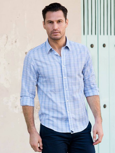 UnTuckit shirt