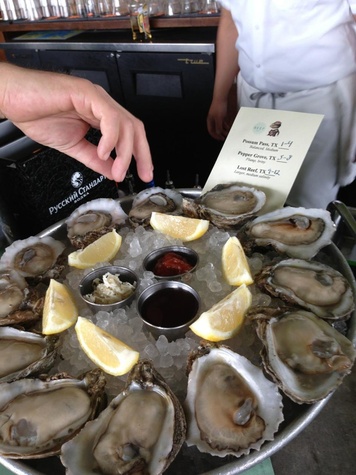 Houston S Best Oyster Restaurants From Grungy Dives To Brand New Reef Restaurant Houston Oysters On The Half Shell