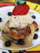 News_Cafe Chino_croissant_bread_blackberry_pudding
