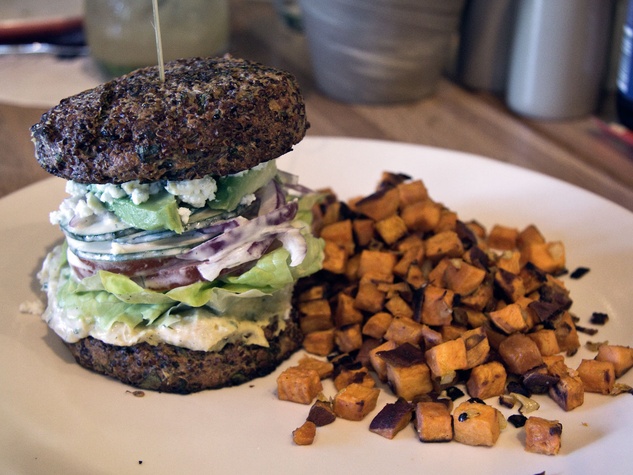 True Food Kitchen Burger true food kitchen previews kale and quinoa as dallas opening day True Food Kitchen Burger true food kitchen previews kale and quinoa as dallas opening day