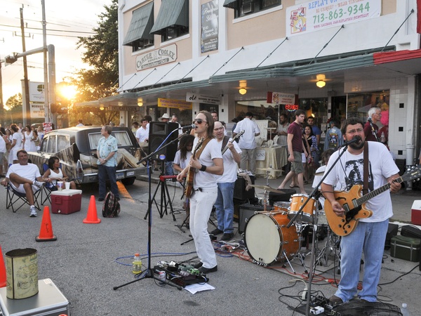 009_White Linen Night, August 2012, Picture Book, band