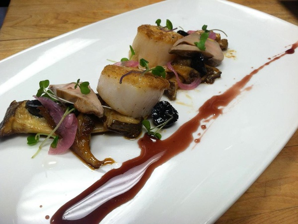 Kata Robata, scallops, mushrooms, pickeled onion