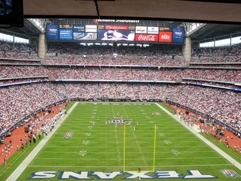 Places_A&E_Reliant Stadium_day_game