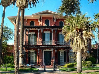 "You're History!" Dinner at the 1859 Ashton Villa