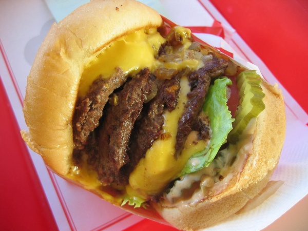 News_in and out burger_May 10