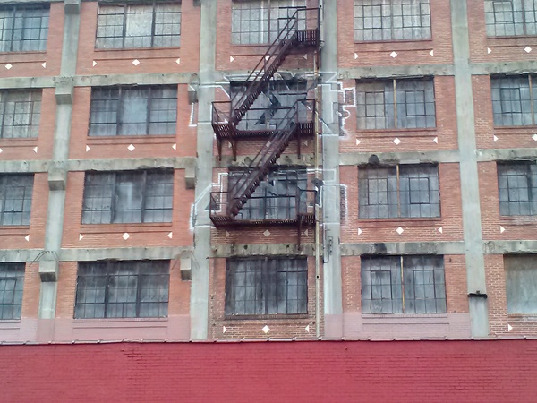 NEKST, warehouse