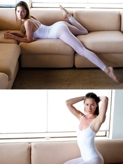 Places-Shopping-American Apparel-model