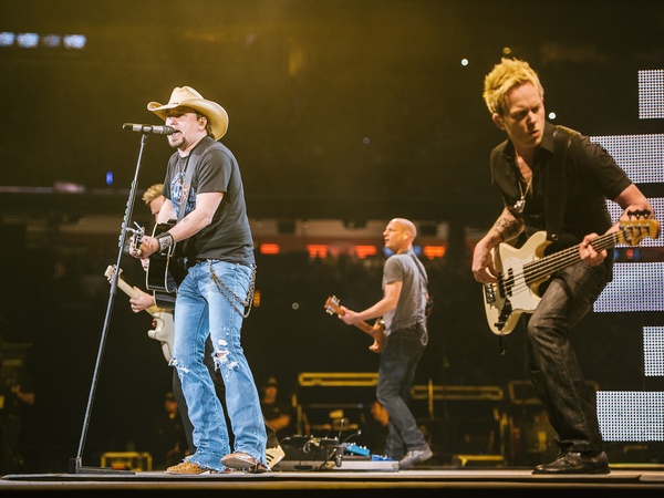 Jason Aldean, RodeoHouston, March 2013