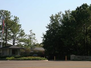Places-Unique-Houston Racquet Club-entrance-1