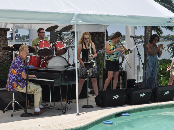 Shuttle party, June 2012, band
